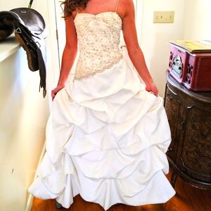 Gold Embroidered Lace Up Prom Dress Gown